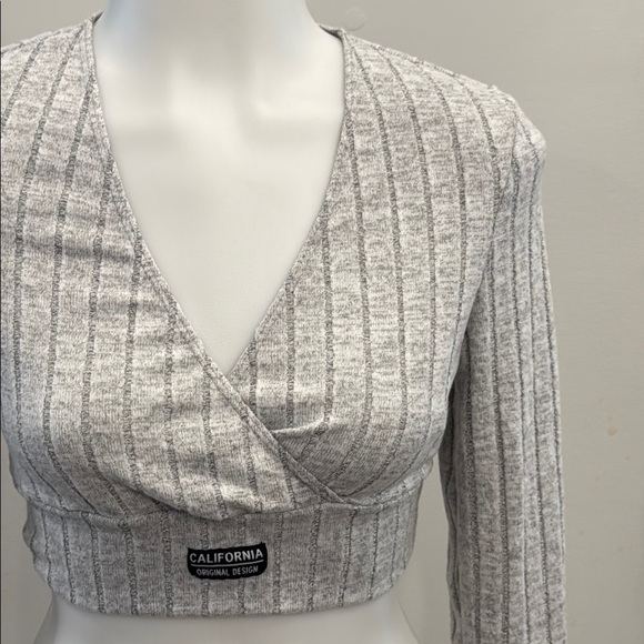 SHEIN Light Gray Knit Top - Picture 4 of 8
